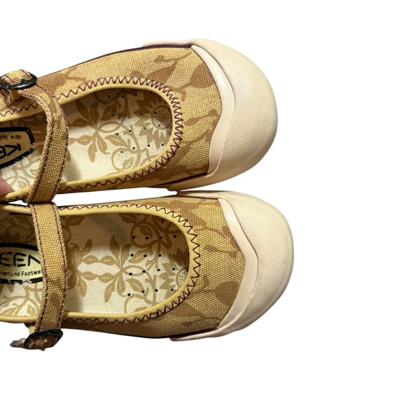 KEEN Coronado Mary Jane’s Breathable Comfortable Outdoor Hiking Shoes Size 6 - Picture 5 of 9